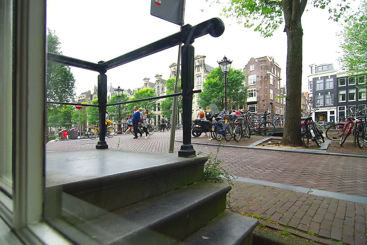 Zandberg - Canal view apartments Amsterdam